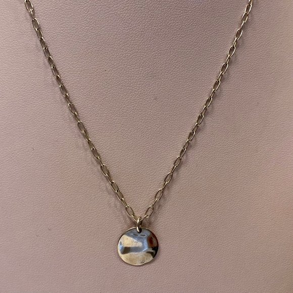Sterling Silver 925 Necklace with a paperclip chain and a wavy disc as pendant. - Picture 2 of 9